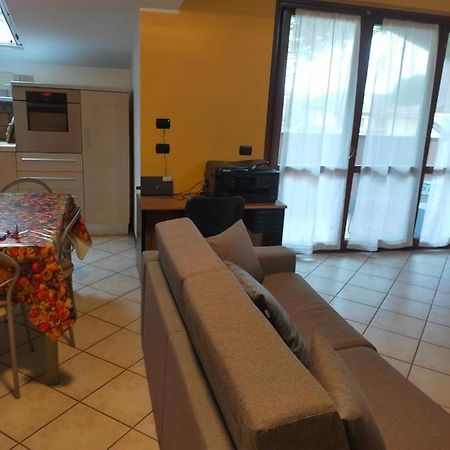 Appartamento Residenza Giulia E Marco Cesate Esterno foto