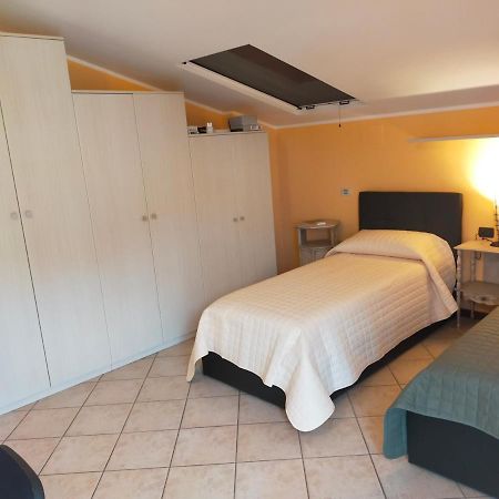 Appartamento Residenza Giulia E Marco Cesate Esterno foto